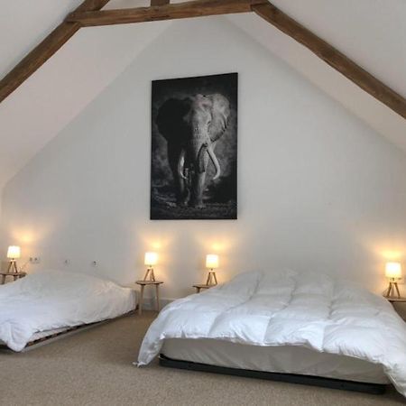 merveilleux cottage dans parc de 7,5 hectares Saint-Nicolas-du-Pélem Extérieur photo